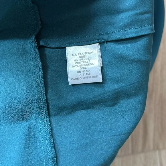 BCBG Maxazria Silk Dress - Picture 6 of 6